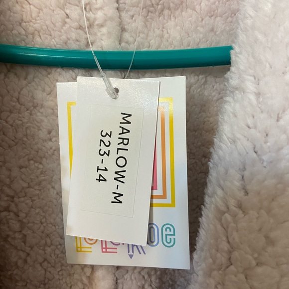 Lularoe Marlow RETIRED - Picture 5 of 5